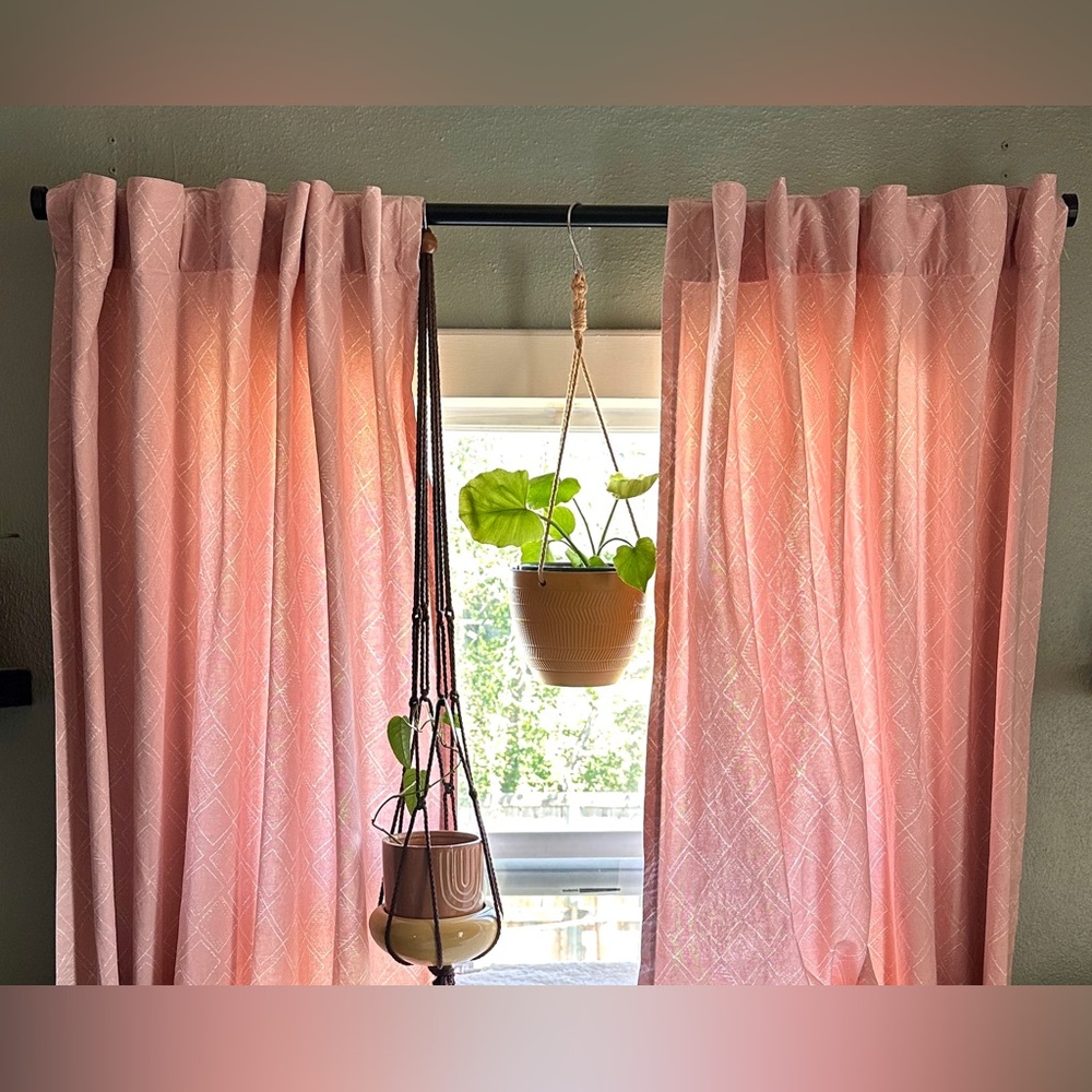 2 WEST ELM Cotton Canvas Hand-Drawn Diamond Curtain Panels in Misty Rose 50x84